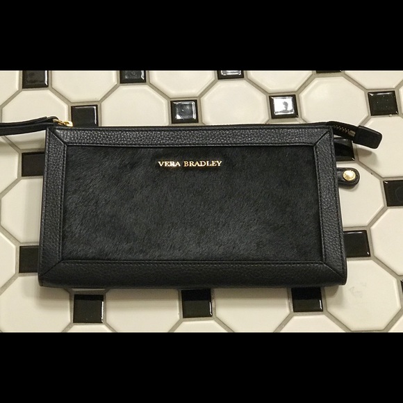 Vera Bradley calfskin wristlet - Picture 2 of 5